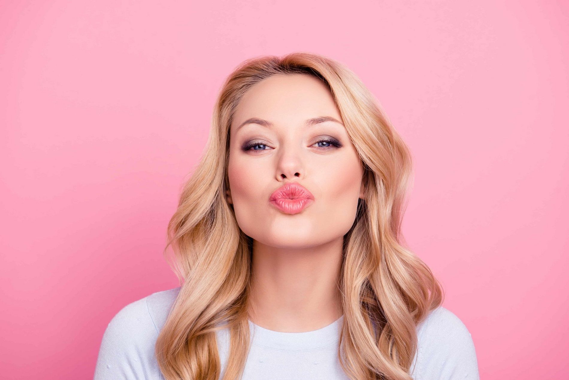Best Tips []to Take Care of Your ARTISTRY LIPS[]